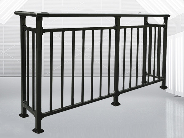 室外陽(yáng)臺(tái)護(hù)欄 室外陽(yáng)臺(tái)護(hù)欄