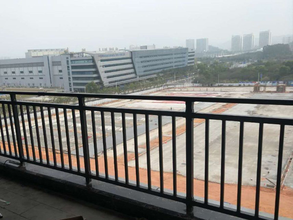 陽臺護欄哪種材料好？