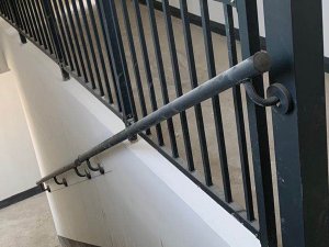 學(xué)?？繅翘莘鍪? title=