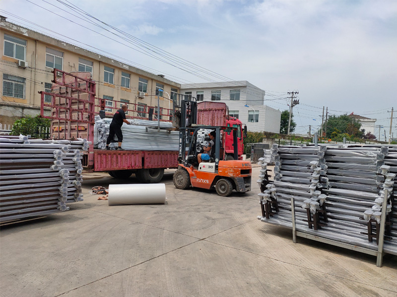 金用護(hù)欄2020年7月22日鋅鋼陽臺(tái)護(hù)欄發(fā)貨! 金用護(hù)欄2020年7月22日鋅鋼陽臺(tái)護(hù)欄發(fā)貨!