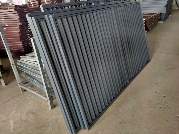 這兩種材料，做小區(qū)外墻百葉窗最適合！