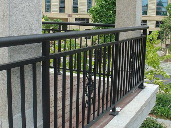 護(hù)欄廠家聯(lián)系方式怎么找? 護(hù)欄廠家聯(lián)系方式怎么找?