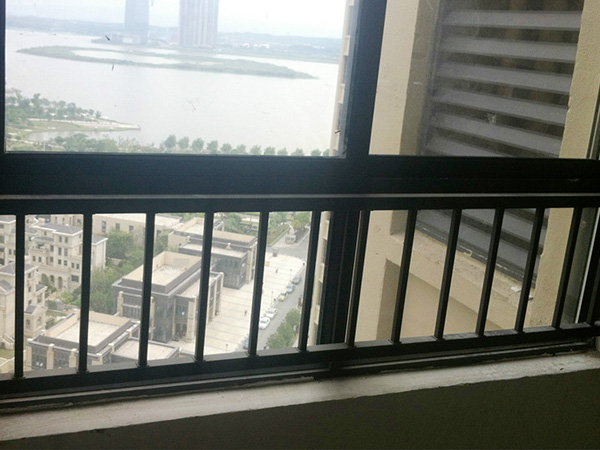 批量采購定制護窗欄桿，從它們中選擇就對了！