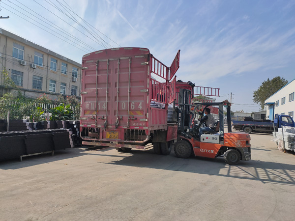 金用護(hù)欄2020年10月19日鋅鋼陽(yáng)臺(tái)欄桿發(fā)貨! 金用護(hù)欄2020年10月19日鋅鋼陽(yáng)臺(tái)欄桿發(fā)貨!