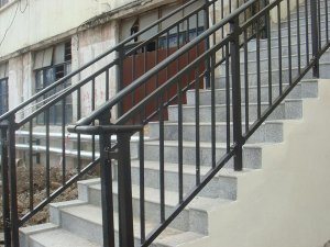 樓梯扶手提前多少天開始定制比較合適？