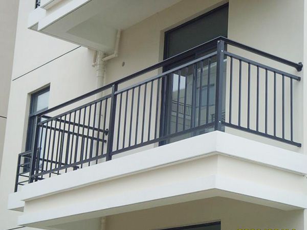 鋅鋼護欄和鋁合金護欄哪個更值得選擇？