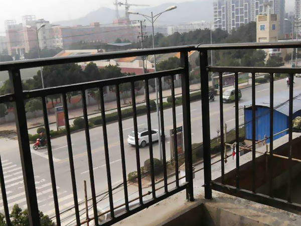 鋅鋼護(hù)欄功能及作用 鋅鋼護(hù)欄功能及作用