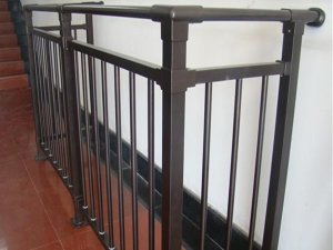 鋅鋼護欄行業的現狀分析