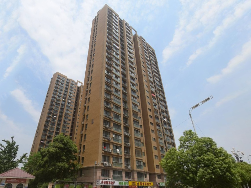 合肥鴻輝苑小區(qū)空調(diào)護(hù)欄、樓梯扶手定制 合肥鴻輝苑小區(qū)空調(diào)護(hù)欄、樓梯扶手定制