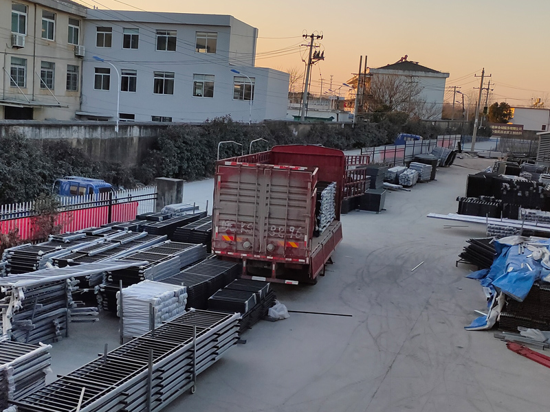 金用護欄2021年1月8日鋅鋼陽臺護欄發貨! 金用護欄2021年1月8日鋅鋼陽臺護欄發貨!