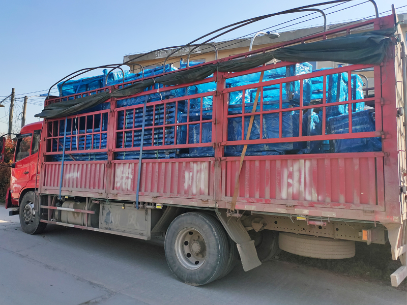 金用欄桿2021年3月22日陽(yáng)臺(tái)欄桿發(fā)貨！