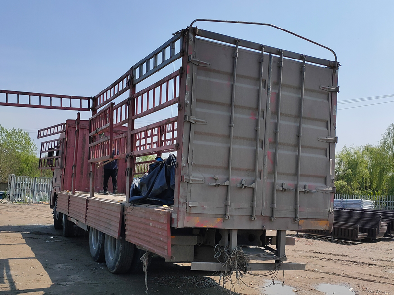 金用護欄2021年4月8日鋅鋼窗戶護欄發貨！