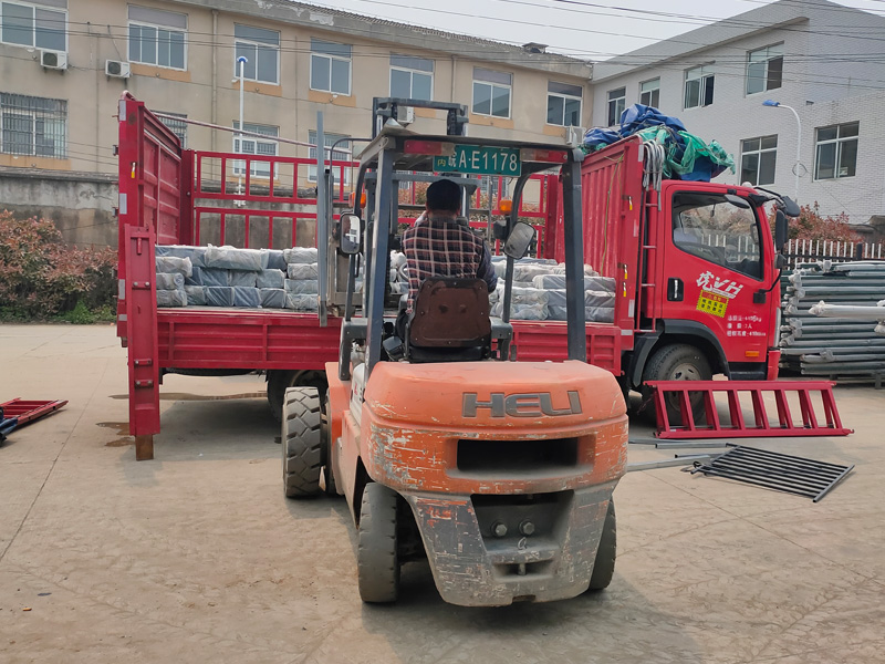 金用護(hù)欄2021年4月13日鋅鋼欄桿發(fā)貨! 金用護(hù)欄2021年4月13日鋅鋼欄桿發(fā)貨!