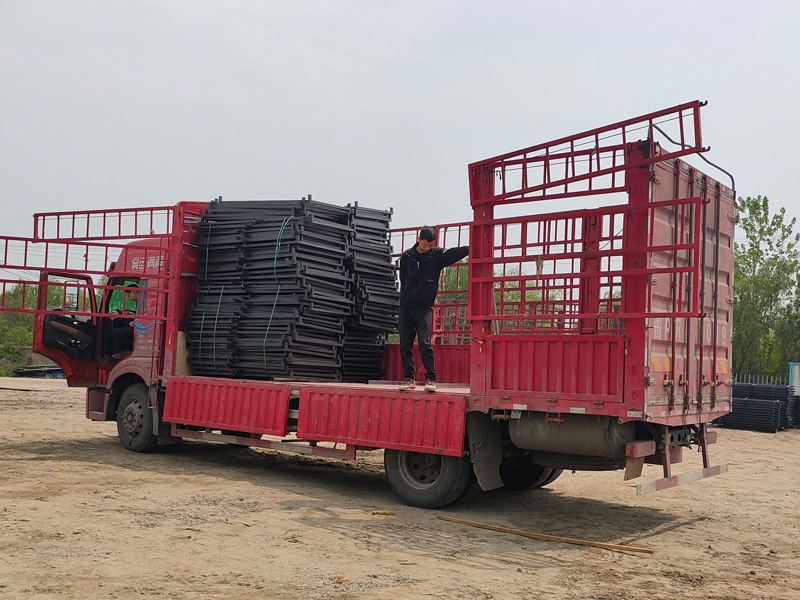 金用護欄2021年4月15日鋅鋼護窗欄桿發貨！