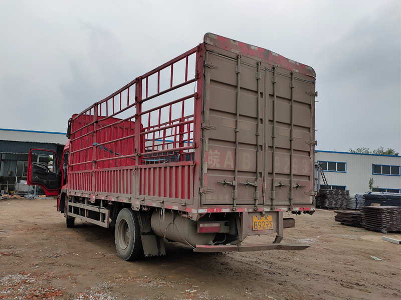 金用護欄2021年4月21日鋅鋼連廊欄桿發貨! 金用護欄2021年4月21日鋅鋼連廊欄桿發貨!