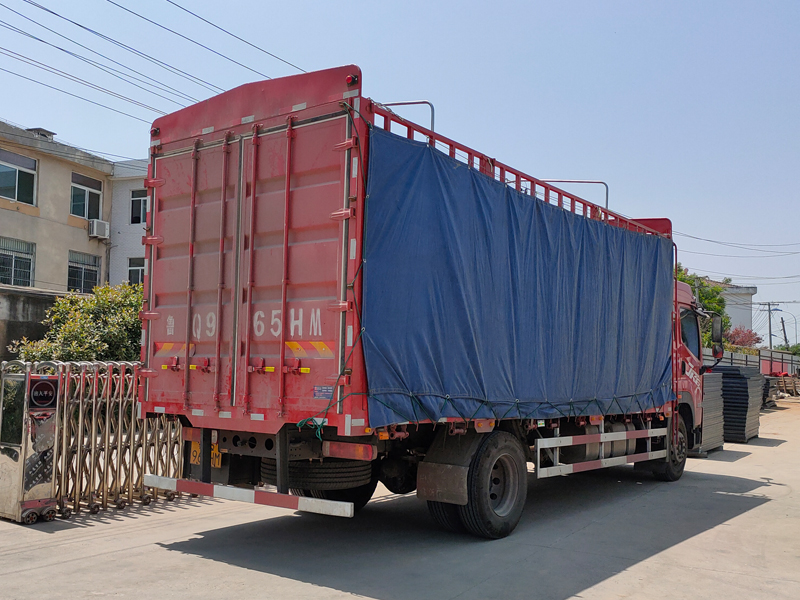 金用護欄2021年5月8日鋅鋼百葉窗發貨! 金用護欄2021年5月8日鋅鋼百葉窗發貨!