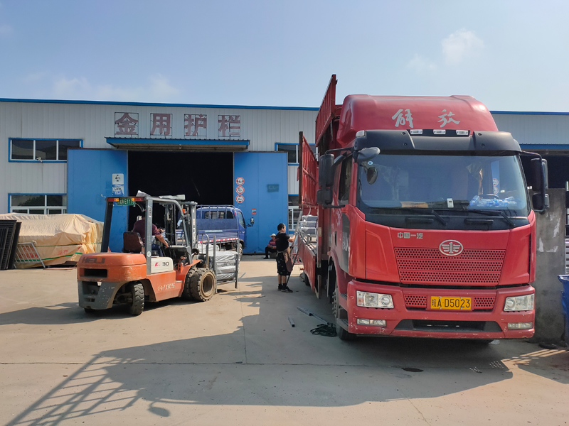 金用護欄2021年8月18日鋅鋼陽臺欄桿發貨! 金用護欄2021年8月18日鋅鋼陽臺欄桿發貨!