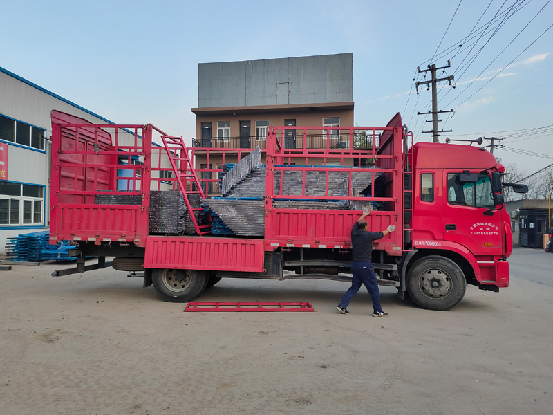 金用護欄2021年11月19日鋅鋼護窗欄桿發貨! 金用護欄2021年11月19日鋅鋼護窗欄桿發貨!