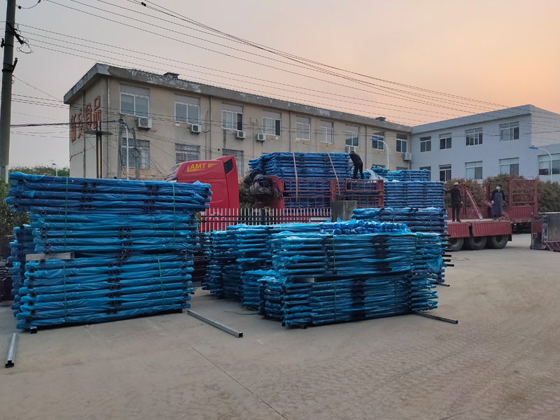 金用護欄2022年4月21日鋅鋼陽臺護欄裝車發貨! 金用護欄2022年4月21日鋅鋼陽臺護欄裝車發貨!