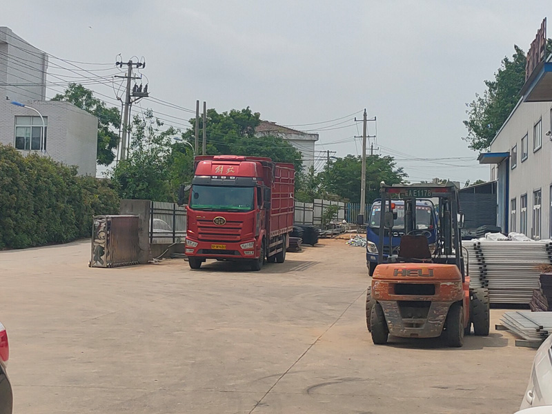 2023年5月24日鋅鋼連廊欄桿裝車發貨！