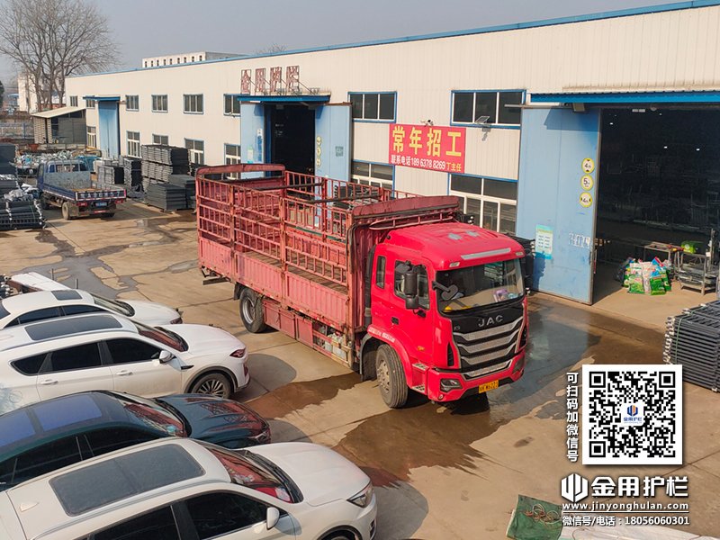 2023年12月20日鋅鋼百葉窗裝車發(fā)貨! 2023年12月20日鋅鋼百葉窗裝車發(fā)貨!