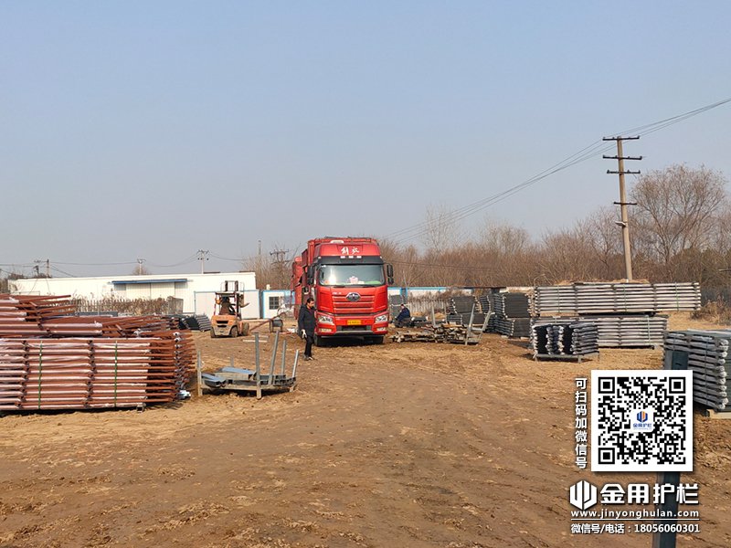 2023年12月27日鋅鋼百葉窗裝車發(fā)貨！