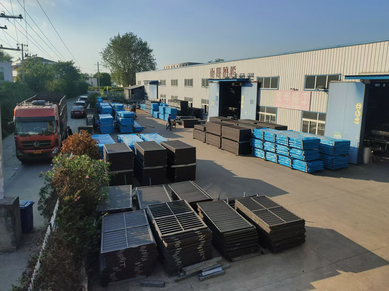 2024年9月10日鋅鋼圍墻護(hù)欄裝車發(fā)貨! 2024年9月10日鋅鋼圍墻護(hù)欄裝車發(fā)貨!