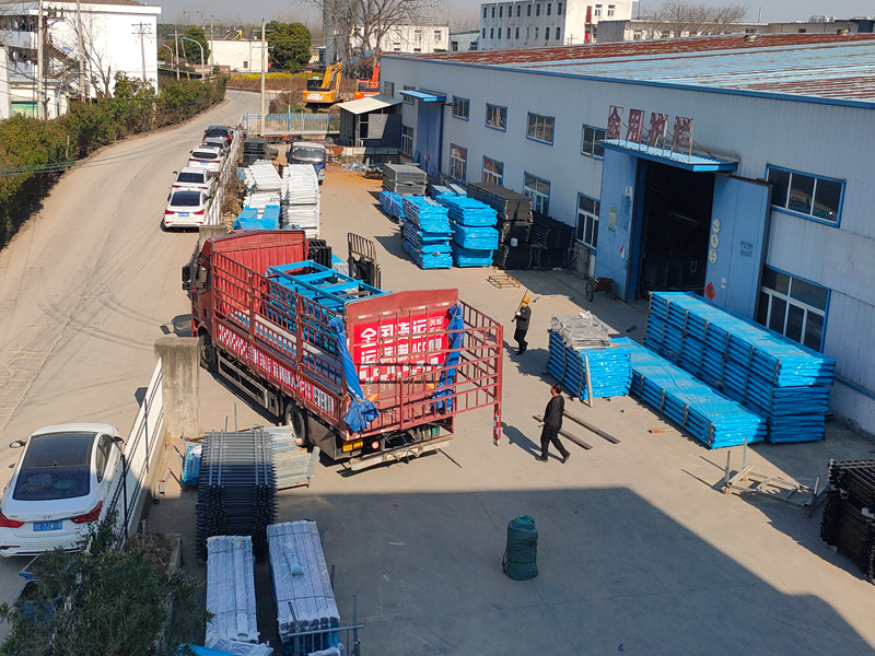 2025年3月20日鋅鋼玻璃護欄裝車發(fā)貨! 2025年3月20日鋅鋼玻璃護欄裝車發(fā)貨!