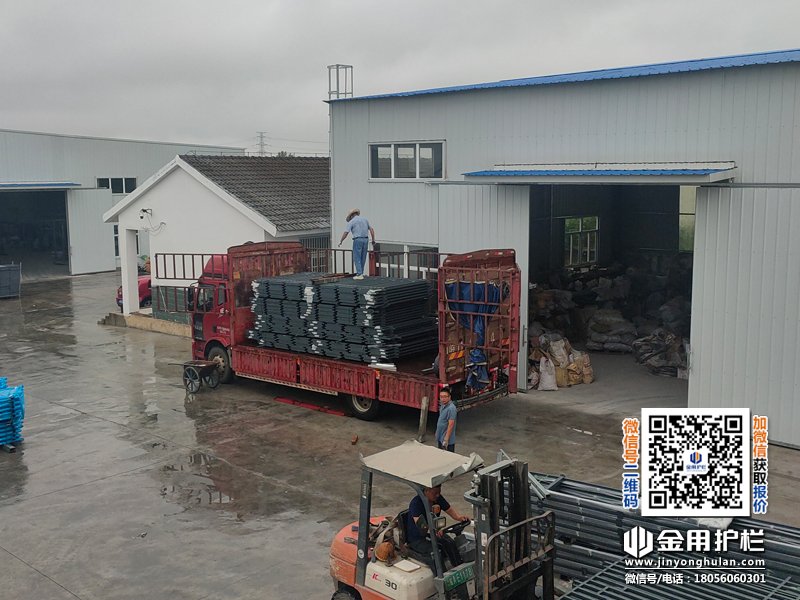 2025年8月11日鋅鋼圍墻護(hù)欄裝車發(fā)貨! 2025年8月11日鋅鋼圍墻護(hù)欄裝車發(fā)貨!